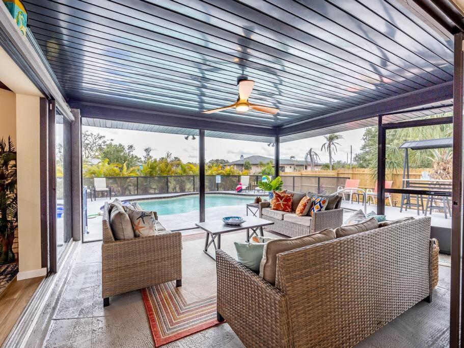 Englewood, Manasota Keys - 2 Bedroom Luxury Villa, Pool, Game Room, 6 Min To Beaches Next To Canal Exteriör bild